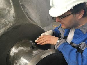 铸件本体金相检测---打磨