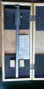 高度尺